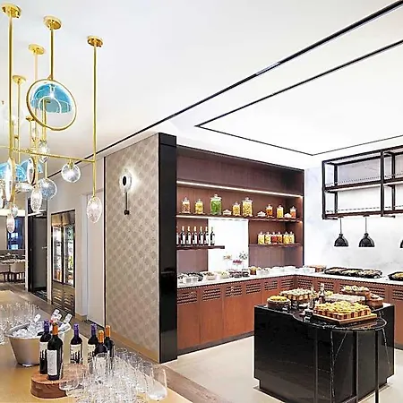 Le Meridien Seoul, Myeongdong